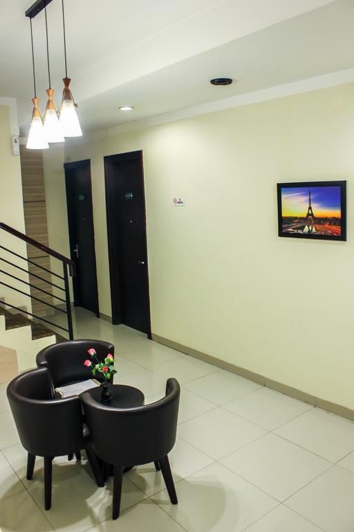 Vindhika Hotel Makassar Eksteriør bilde