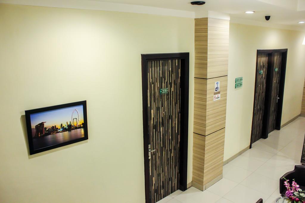 Vindhika Hotel Makassar Eksteriør bilde