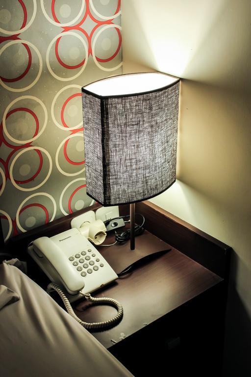 Vindhika Hotel Makassar Eksteriør bilde