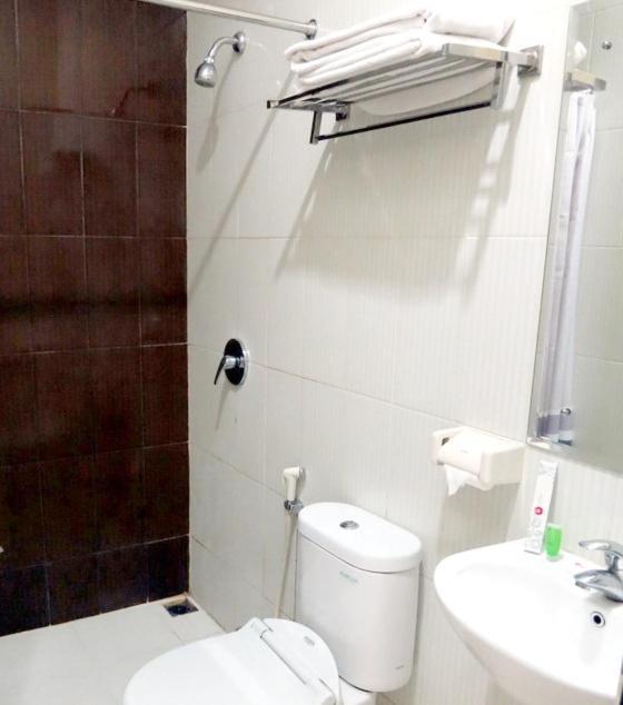 Vindhika Hotel Makassar Rom bilde